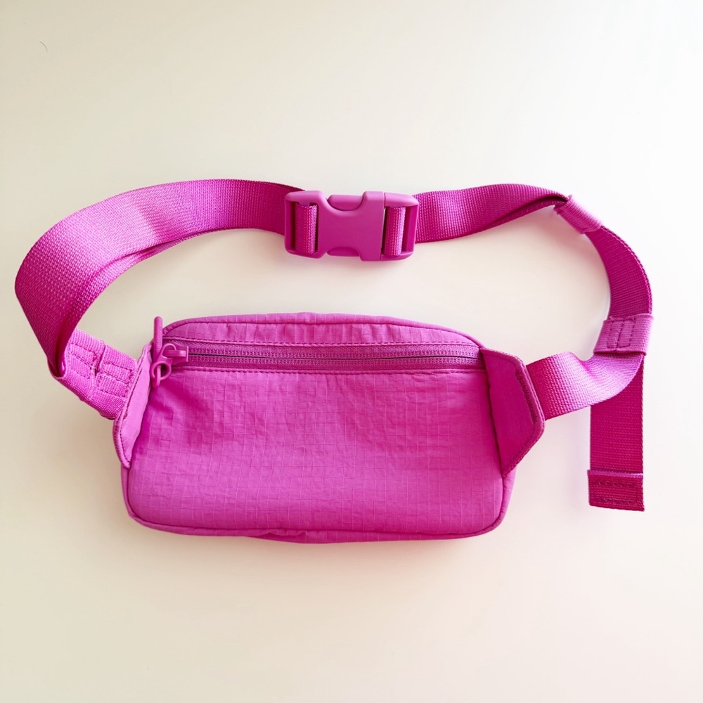 lululemon Everywhere Belt Bag Mini Ripstop Mauve/ Sakura pink - Picture 3 of 4
